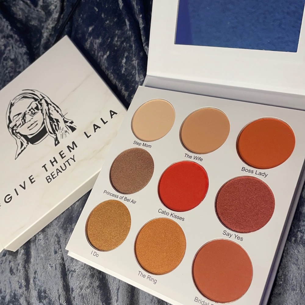 Beautiful palette for a woman who loves color ❤️🤩